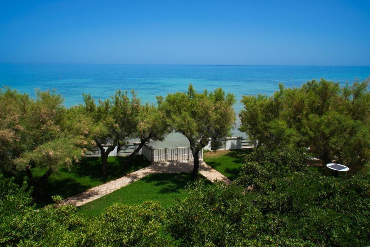 Aurelia Sea View Bed & Breakfast Torre Canne Exterior photo