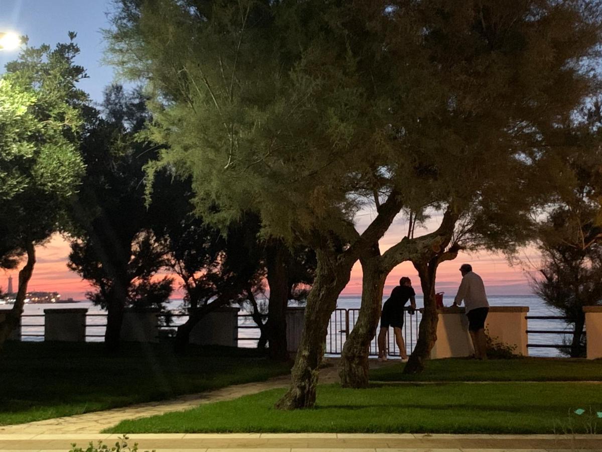 Aurelia Sea View Bed & Breakfast Torre Canne Exterior photo