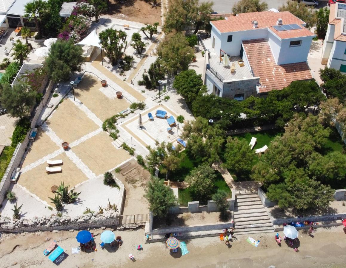 Aurelia Sea View Bed & Breakfast Torre Canne Exterior photo