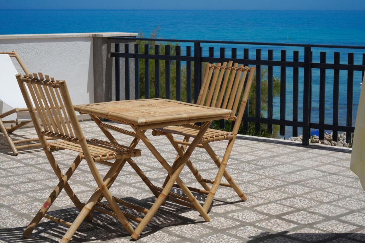 Aurelia Sea View Bed & Breakfast Torre Canne Exterior photo
