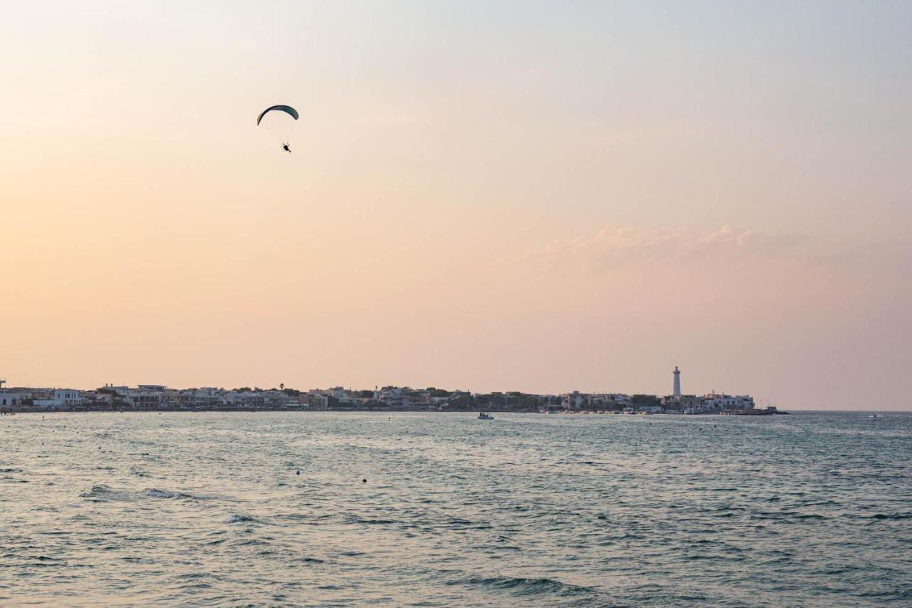 Aurelia Sea View Bed & Breakfast Torre Canne Exterior photo