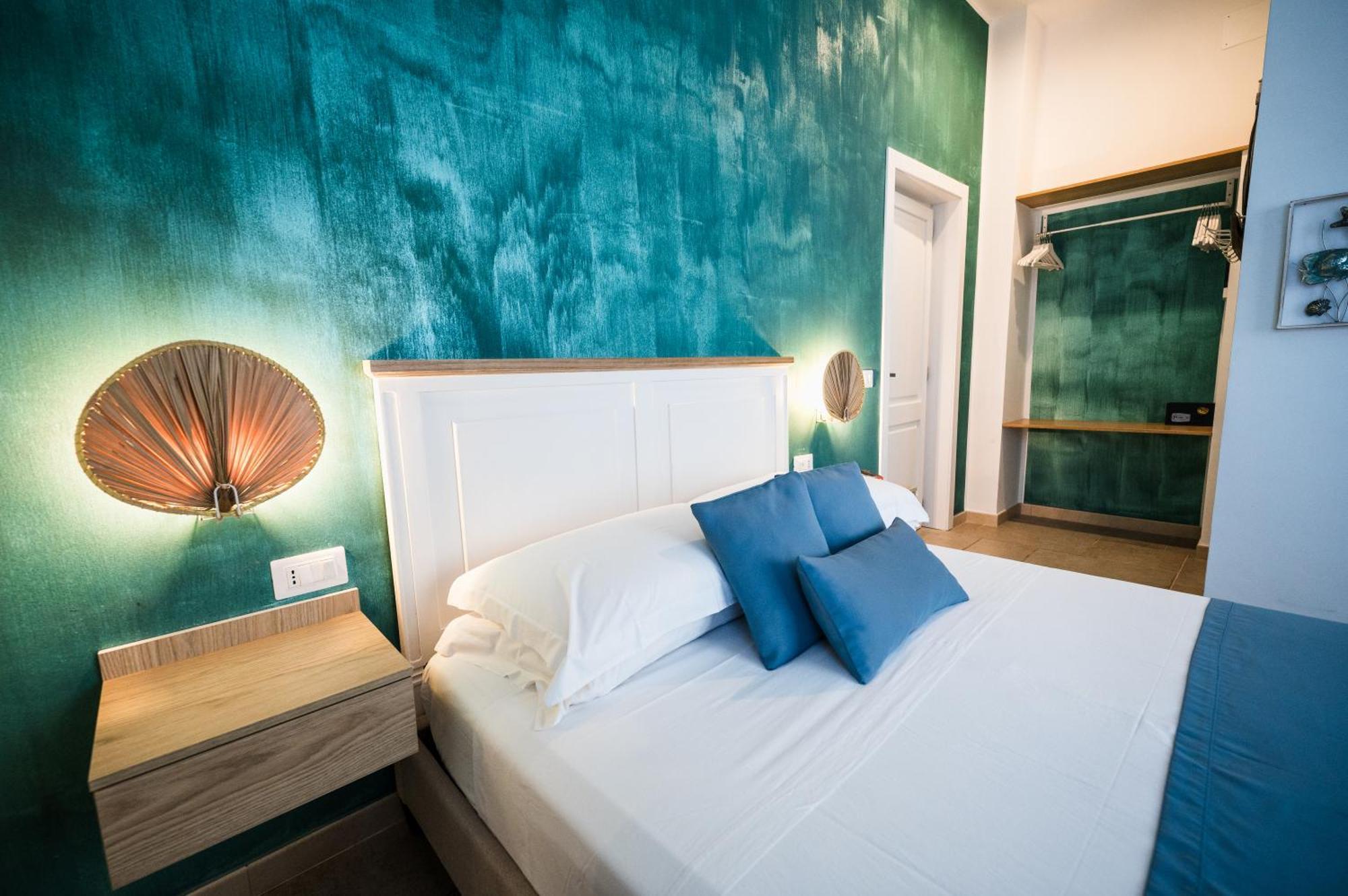 Aurelia Sea View Bed & Breakfast Torre Canne Exterior photo