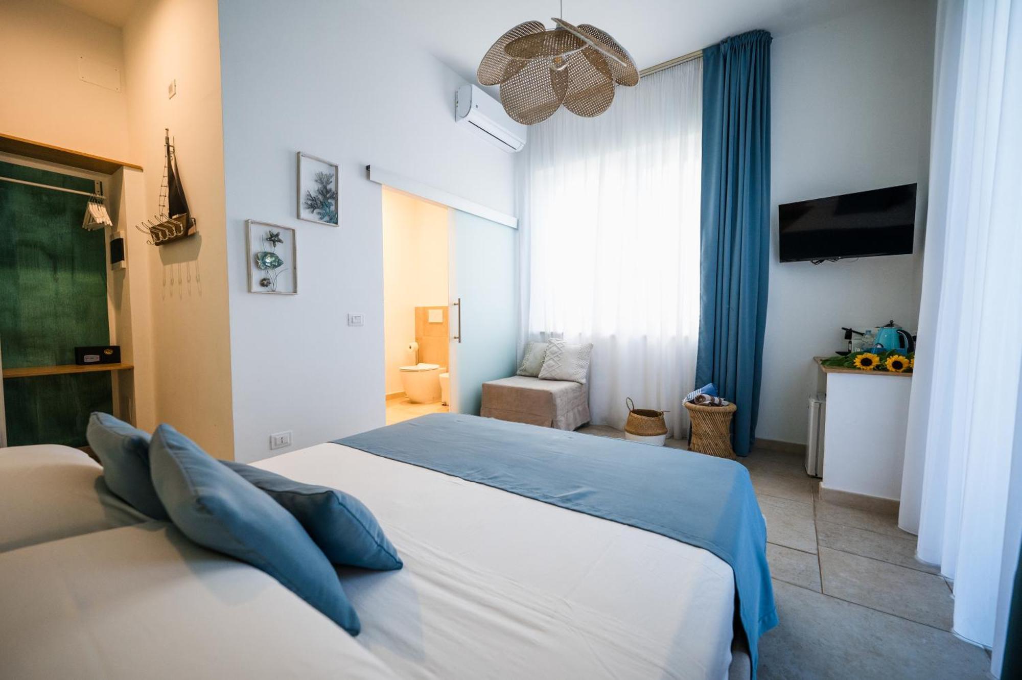 Aurelia Sea View Bed & Breakfast Torre Canne Exterior photo